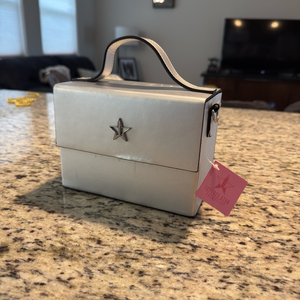 Jeffree Star Iconic Razor Blade Purse - Picture 2 of 10